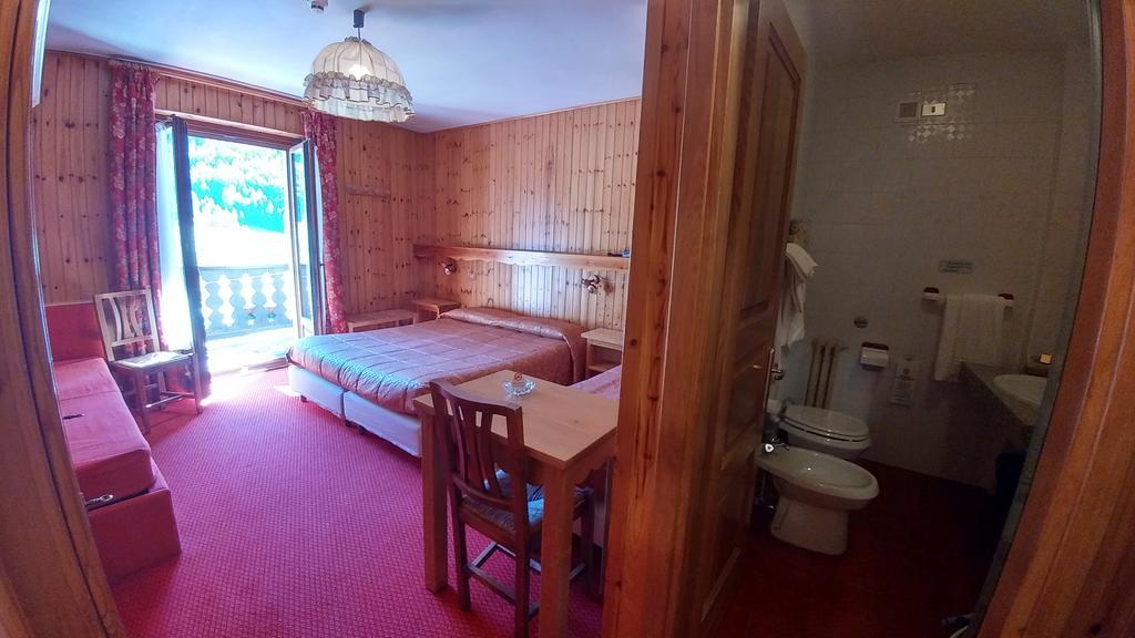 Petit Hotel Cogne Exterior photo